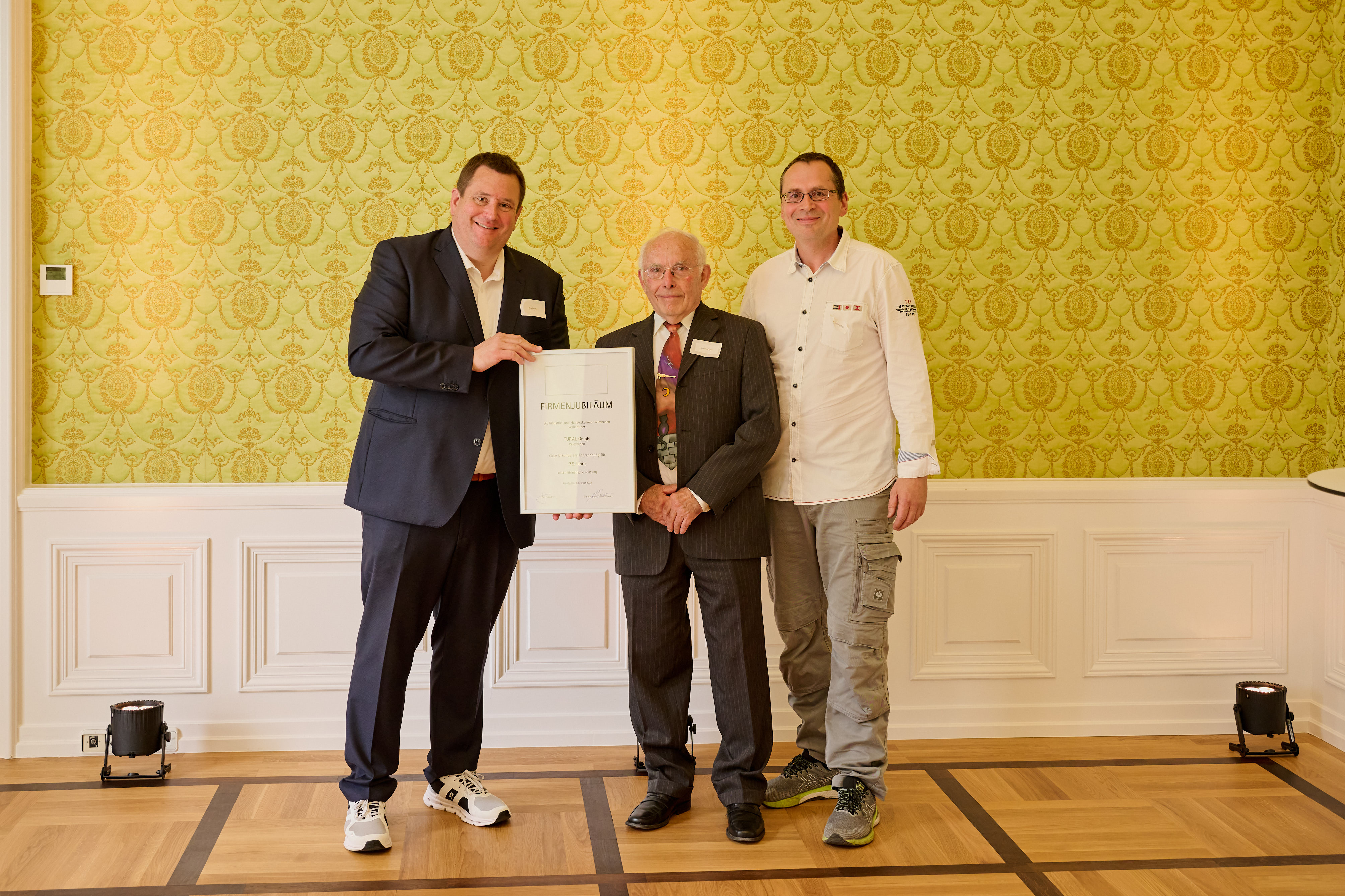 Ehrung Tural IHK Wiesbaden